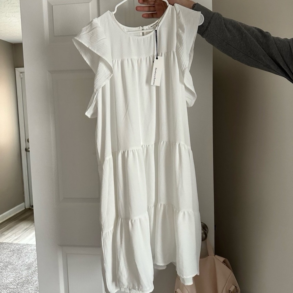 White flowy dress xl